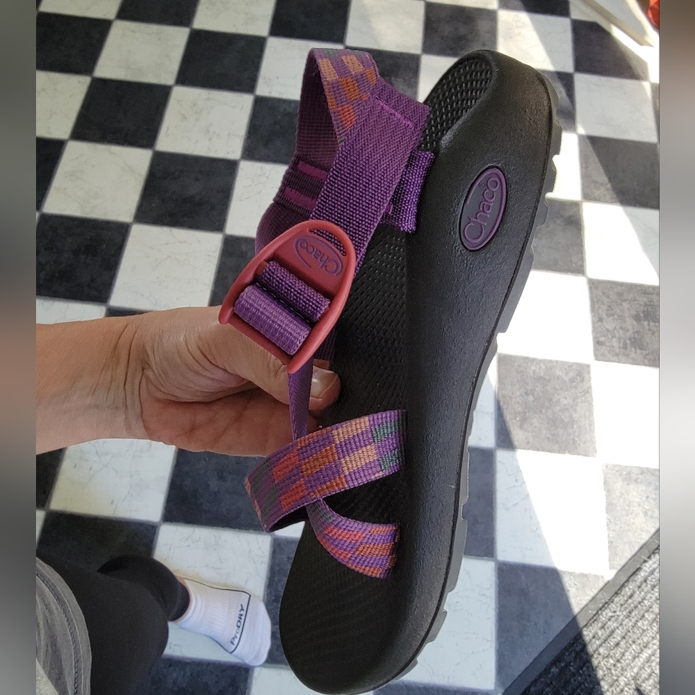 Chacos - Picture 5 of 10